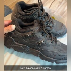 New balance size 7W worn couple times